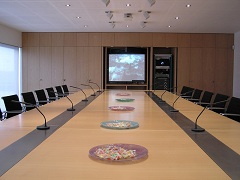 Instalador proyector en sala reuniones, servicio instalación proyector empresa